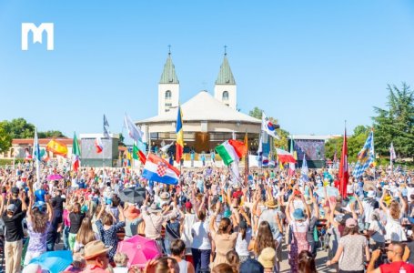 „EIKIME Į VIEŠPATIES NAMUS“ – TAI 2025 METŲ DVASINIO ATSINAUJINIMO RENGINIŲ TEMA MEDŽIUGORJĖJE